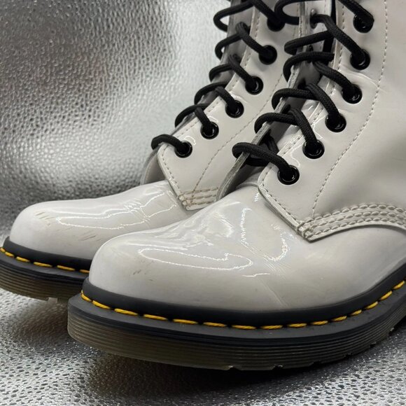 Size - 7 Dr. Martens White Womens Boot Smooth Leather Comfort Platforms Shoe - Picture 4 of 11